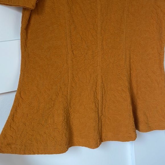 Anthropologie • mustard textured swing top • size S - Picture 2 of 8
